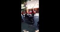 |TERRIBLE VIDEO| Piña va piña viene: dos salteñas furiosas pelearon en la vía pública