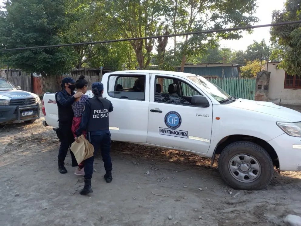 Salteño fue hallado muerto en su automóvil ¿Quiénes son las dos mujeres detenidas?