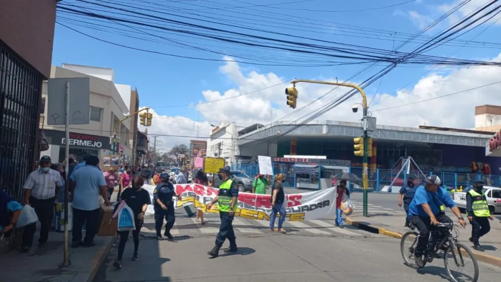 Manteros. Fuente: (Twitter)