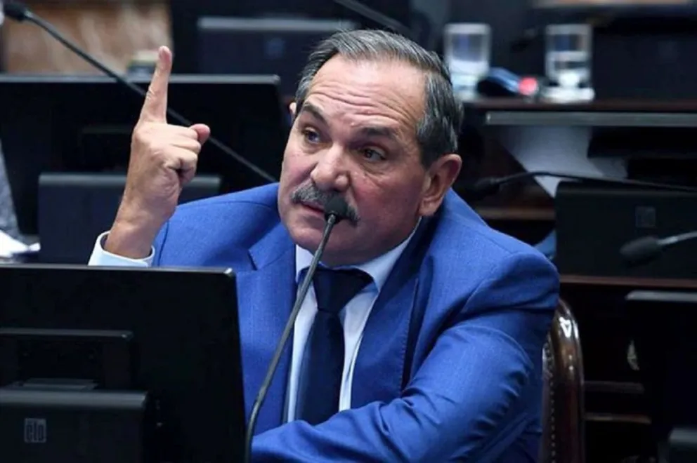 Internaron al senador José Alperovich: esto se sabe sobre su estado actual de salud  