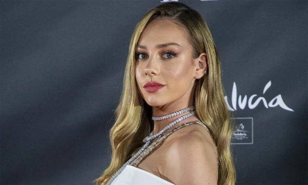 Ester Expósito revela cómo disfrutó su noche de Halloween junto a sus amigos
