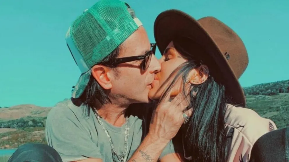 Cande Tinelli celebró sus 31 años en Punto del Este junto a Coti
