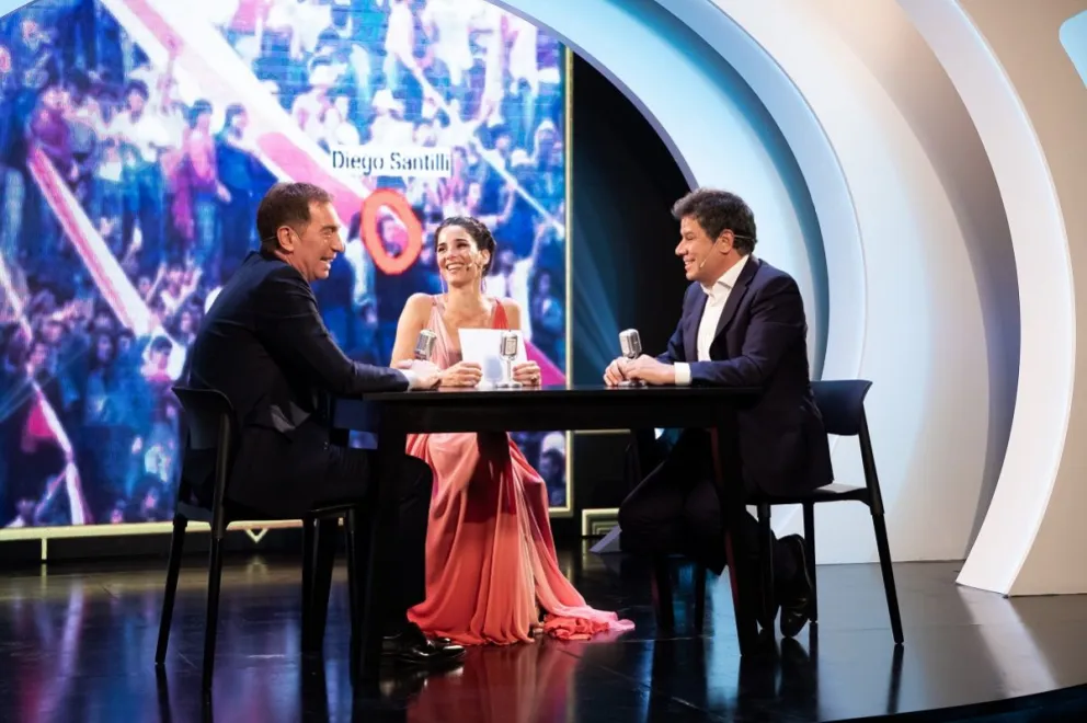 Juana Viale y un vestido de "emperatriz" que casi le juega una mala pasada