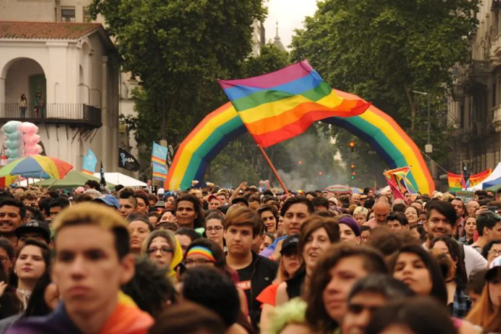 La marcha del Orgullo contó con la multitudinaria presencia de famosos