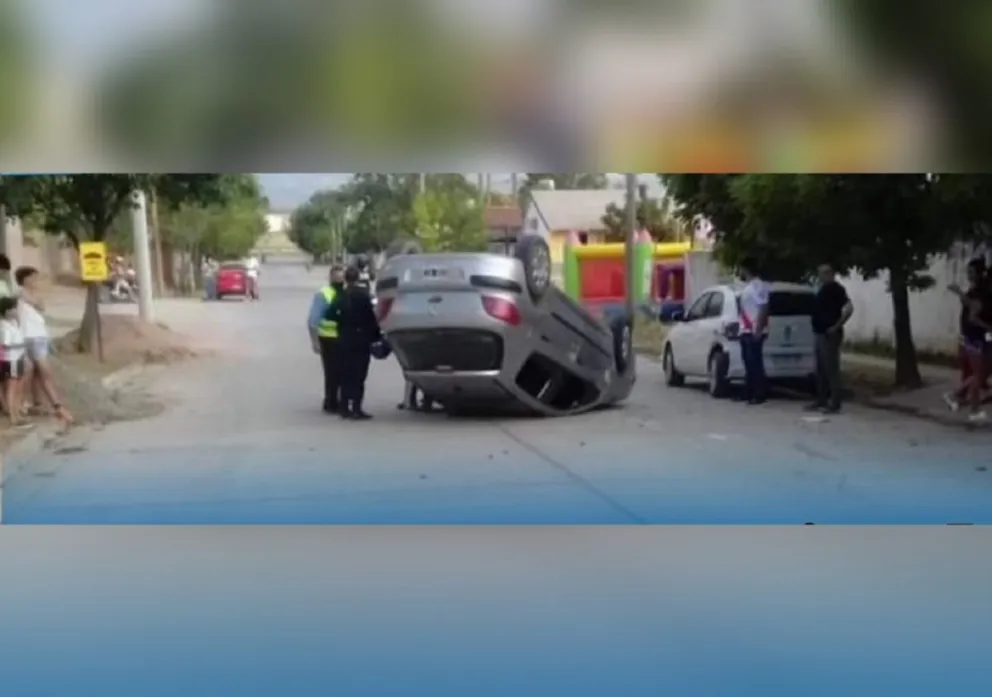 Terrible choque y vuelco en Salta: "Se dio vuelta como tortilla"