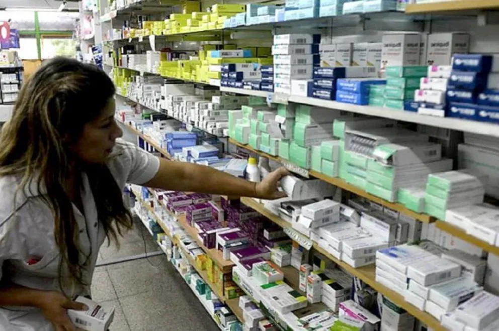 El Gobierno y los laboratorios anunciaron que se congelan los precios de los medicamentos 