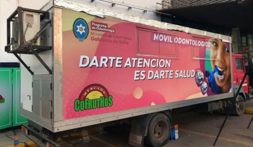 Móvil odontológico. Fuente: (Twitter)