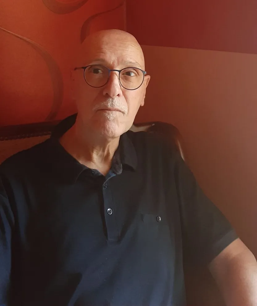"Recién nacida", un relato de Rolando Revagliatti