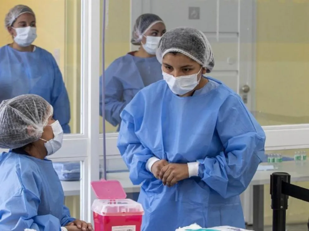 En las últimas 24 horas crecieron los casos de coronavirus en Argentina