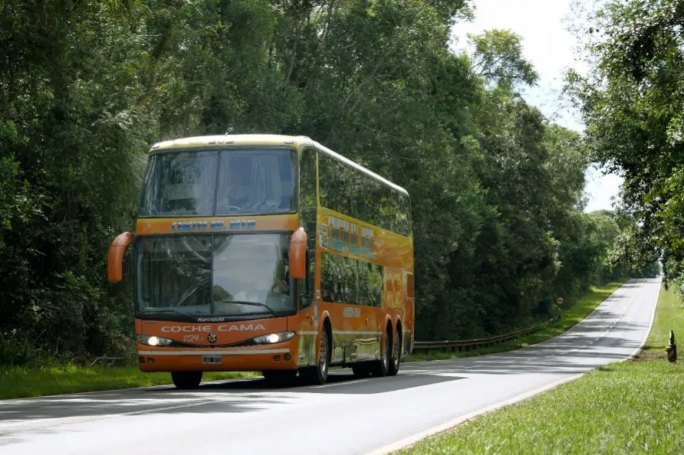 Colectivo viajaba con el aire acondicionado apagado para que no descubrieran lo que había adentro