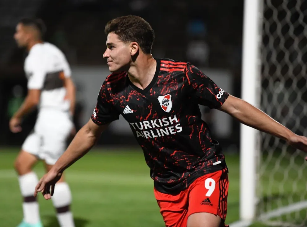 River Plate le ganó a Platense y acaricia el campeonato