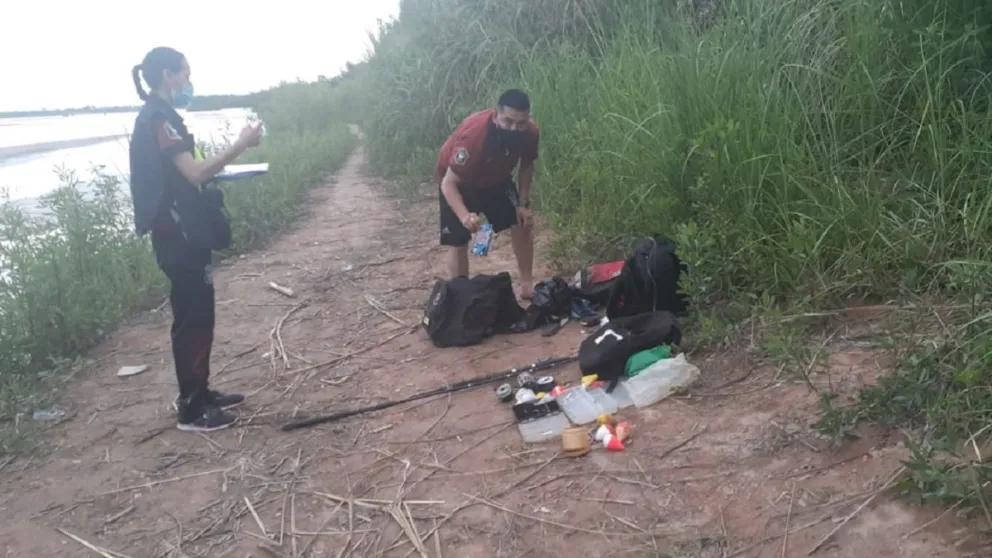 Nueve hombres fueron descubiertos cuando hacían algo prohibido en el río Bermejo