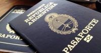 Con la prohibición de las cuotas en pasajes al exterior, aumentó el precio para tramitar el pasaporte