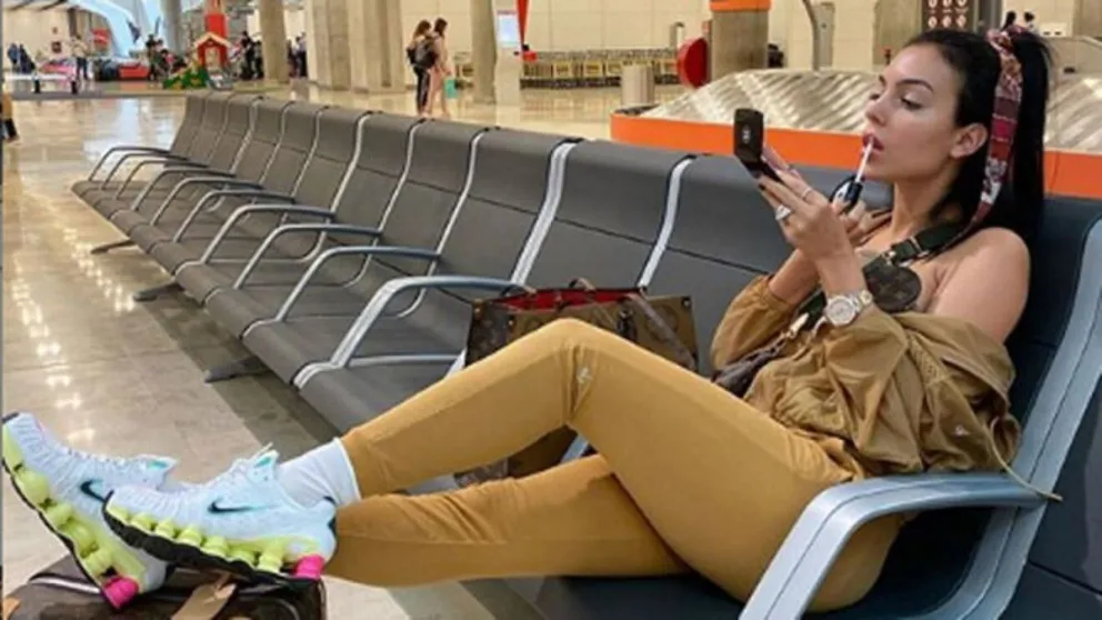 Georgina Rodríguez se hizo viral luego de fotografiarse exponiendo todo esto