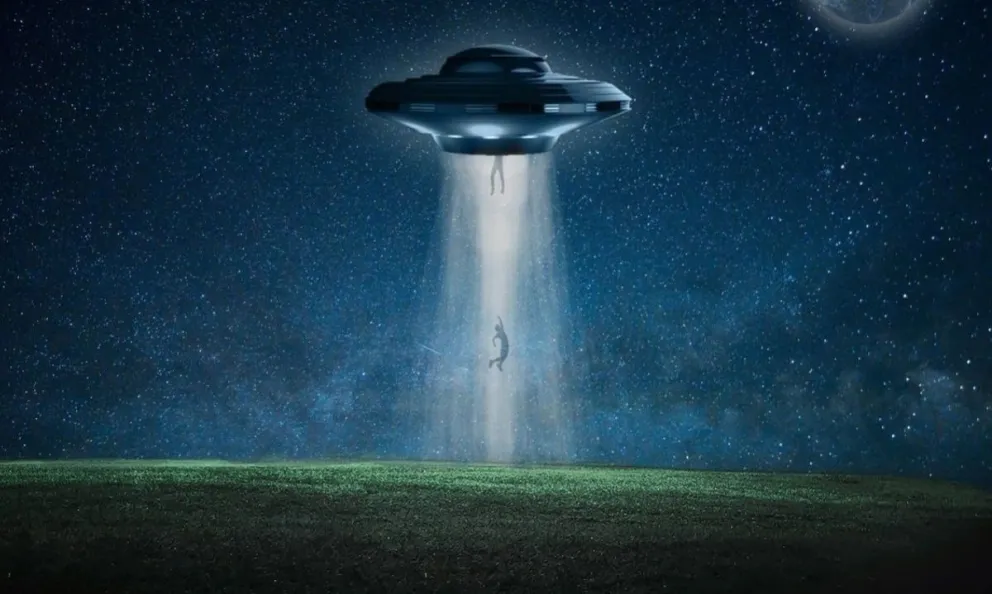 "Vino una ola de viento y me desmayé", mujer asegura que fue abducida por extraterrestres en La Pampa