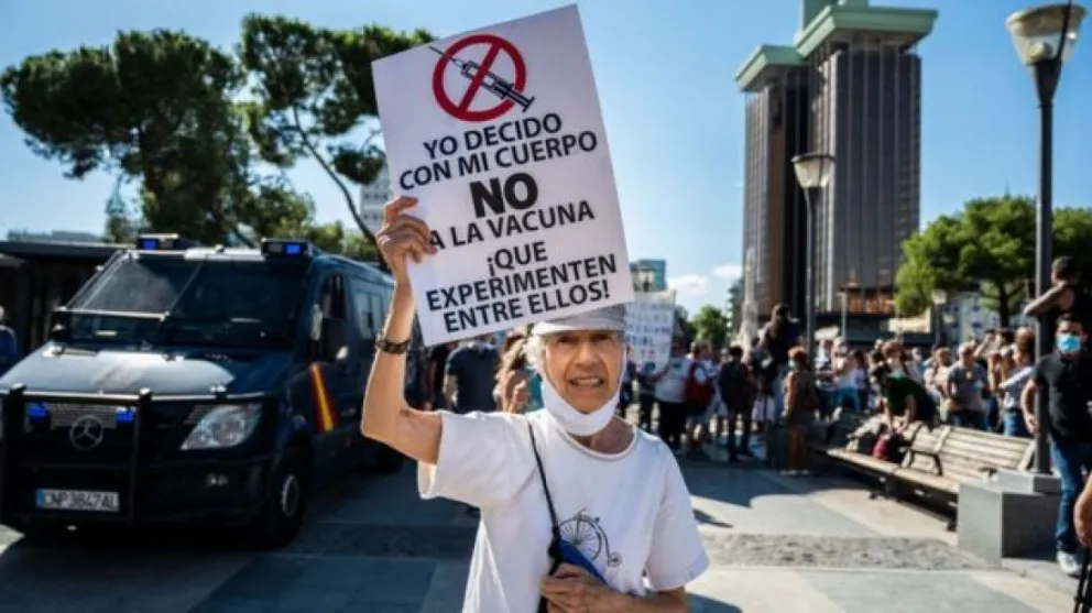 Un médico salteño apuntó contra los antivacunas: “Deberían pagar por sus internaciones”