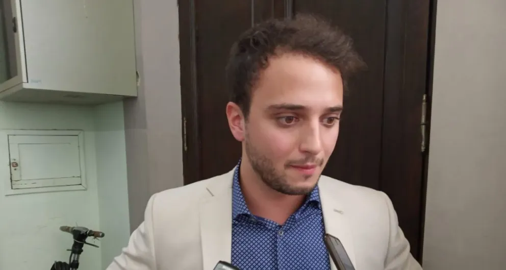 El Senado declaró política prioritaria al proyecto sobre la tartamudez presentado por Omar Exeni