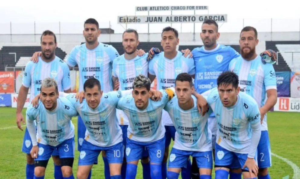 IMÁGENES. La hinchada de Gimnasia y Tiro palpitando la final contra Chaco For Ever