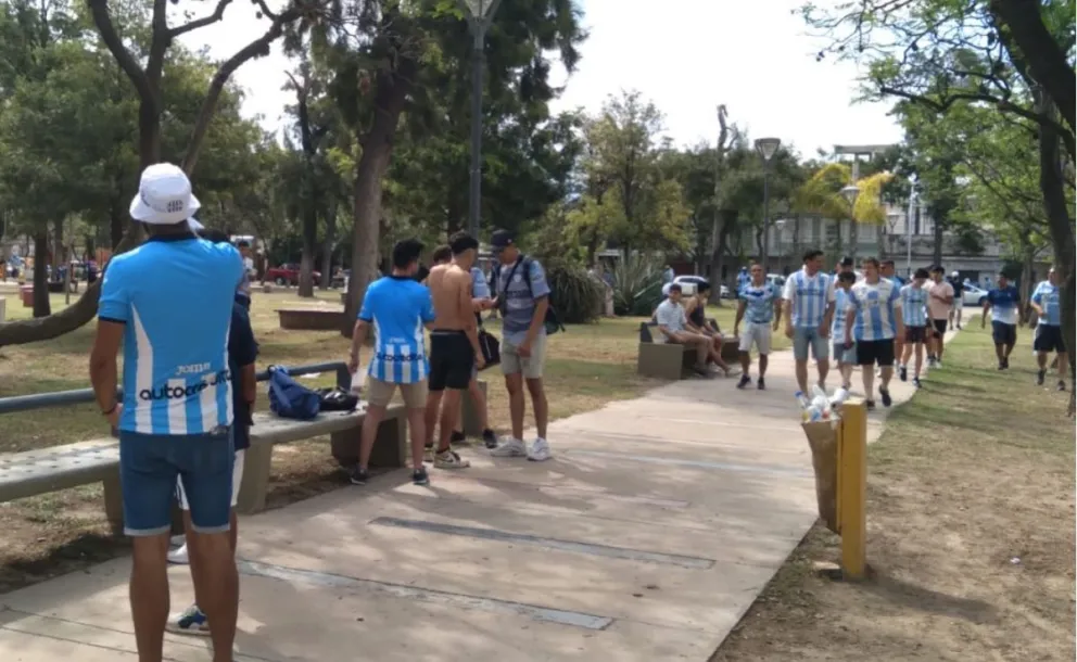 Federal A: La locura de los hinchas de Gimnasia y Tiro en la previa