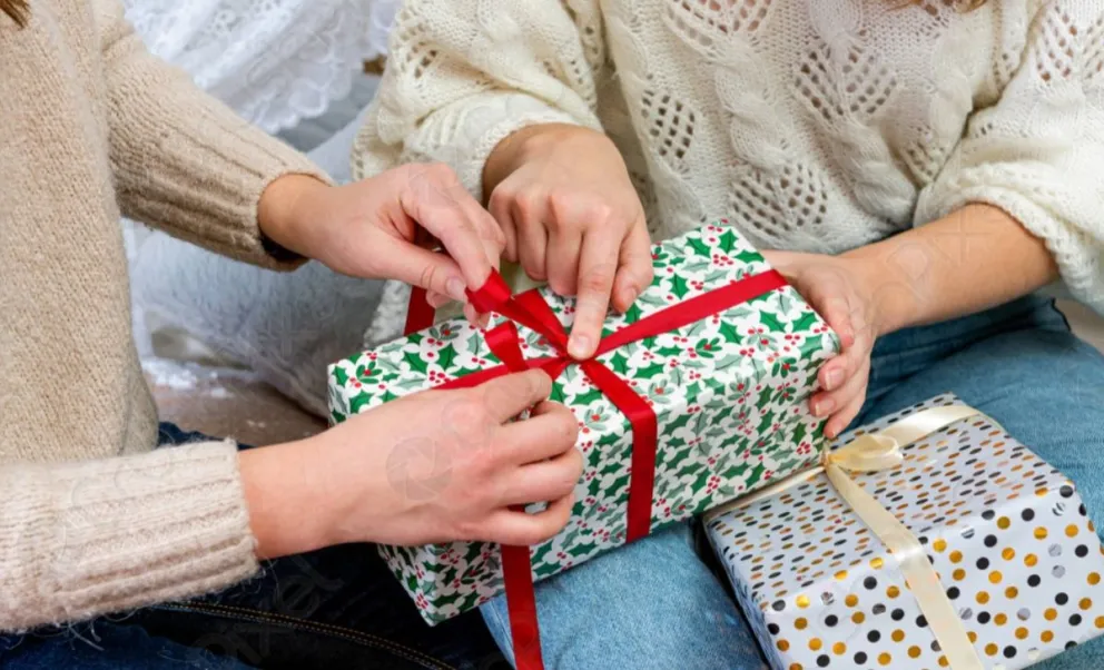 Participa para que los chicos puedan tener sus regalos en Navidad
