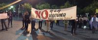 Antivacunas se manifestaron por la Ciudad en contra del pase sanitario