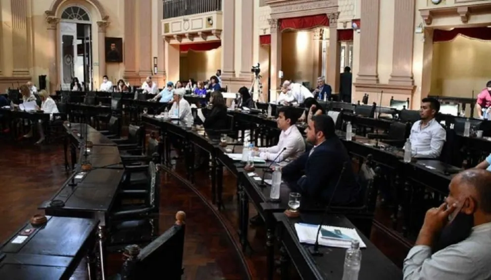 Reforma de la Constitución: hay puja por el tiempo que duran los jueces en la Corte