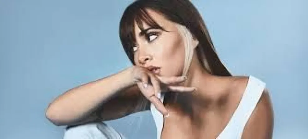 Hermosa: Aitana Ocaña deslumbra las redes al posar de frente y en cueros