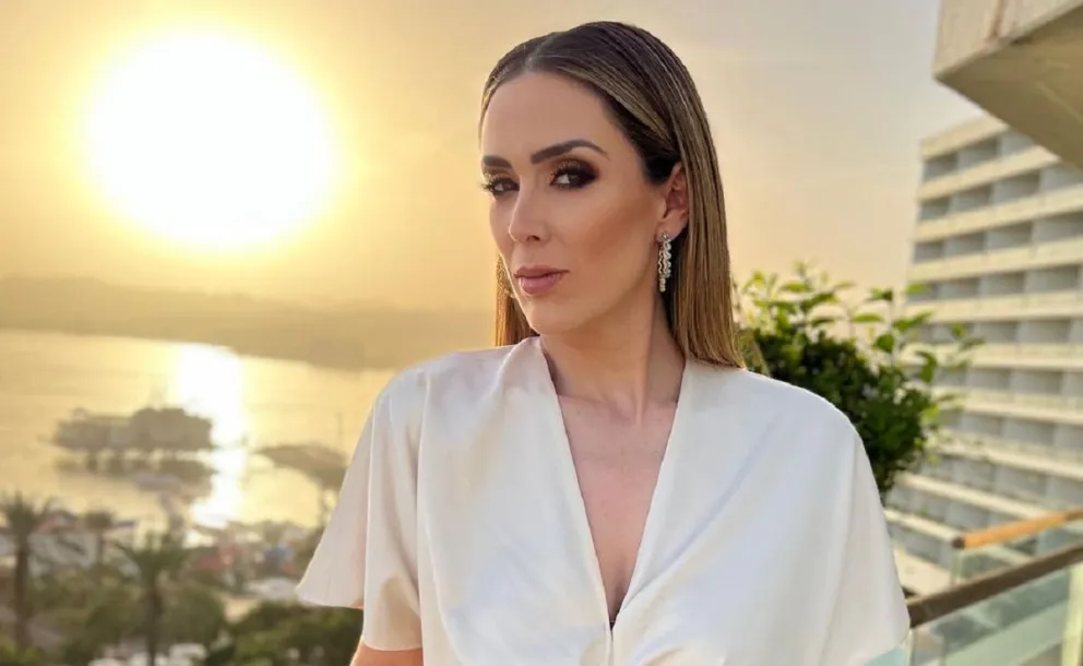 Jacky Bracamontes