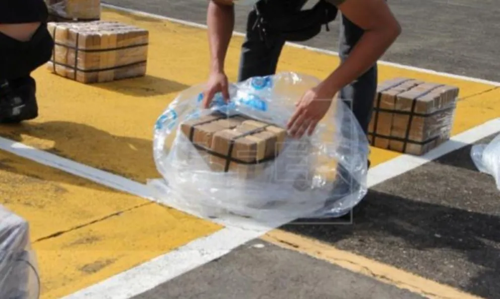Cayó la bandita cocainómana: la policía logró capturar a 4 narcotraficantes