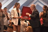 Valentina Raposo y Kevin Benavides son los ganadores del premio Deportista del Año de oro
