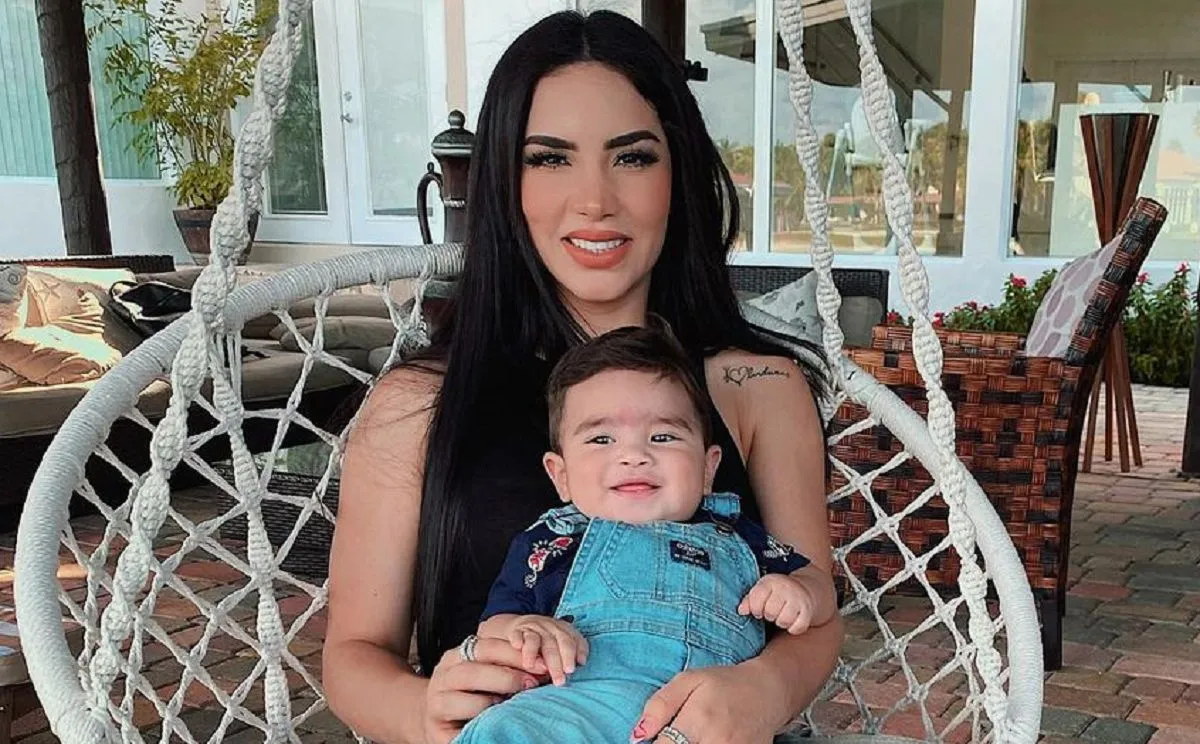 Kimberly Loaiza celebró los 10 meses de su bebé con conmovedoras  fotografías | Voces Criticas - Salta - Argentina