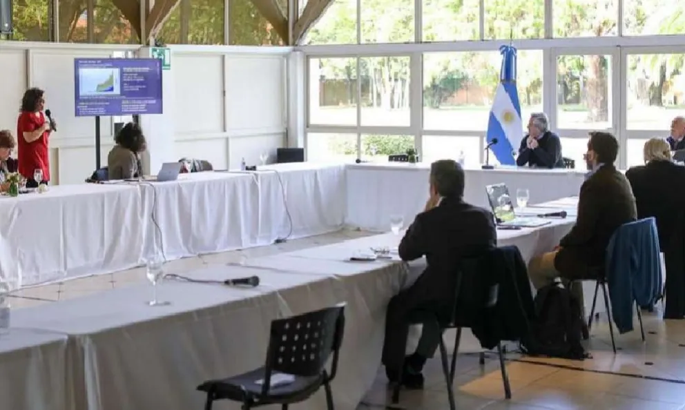 El gobierno nacional analiza medidas para después de fin de año