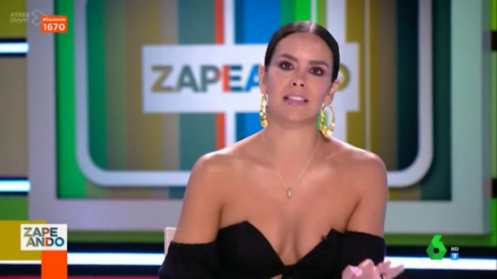 Sobre las escaleras: Cristina Pedroche presume de su hermosura y sensualidad