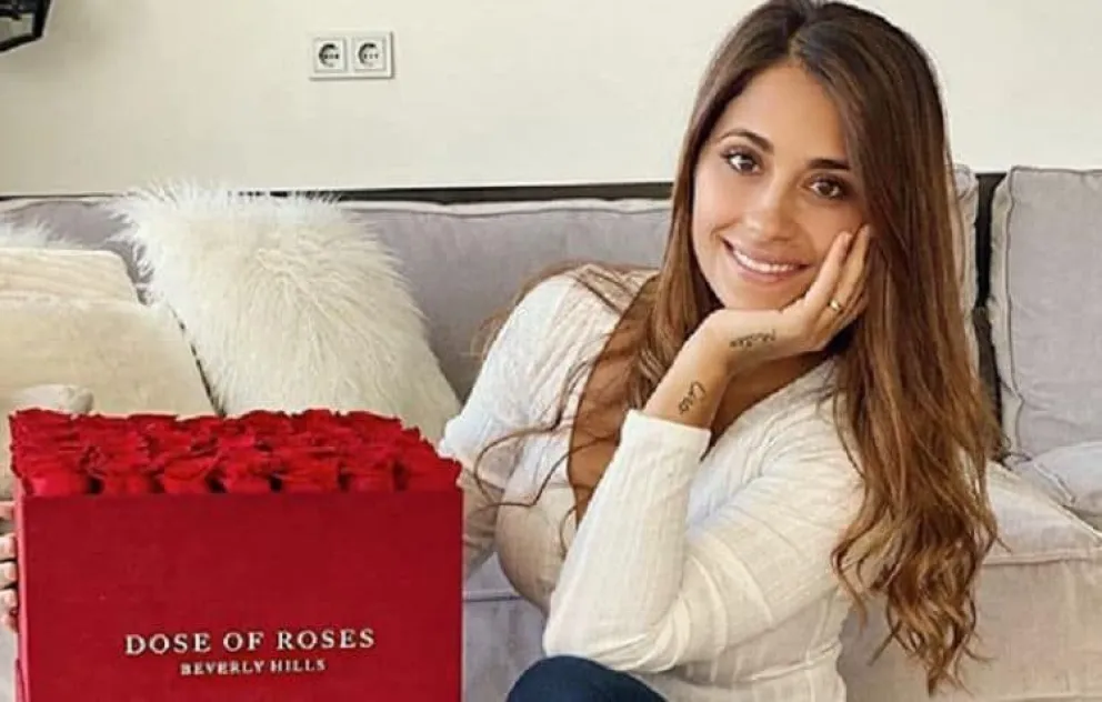 Anto Roccuzzo impone una exótica moda en Miami con estas carísimas sandalias exclusivas: fotos