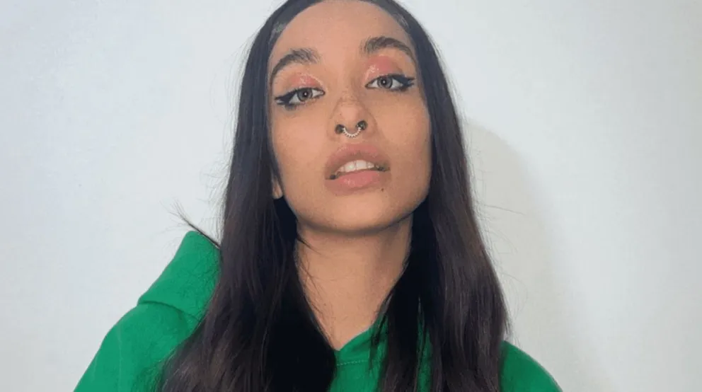 María Becerra fue vista con esta guapísima chica tras su ruptura con Rusherking