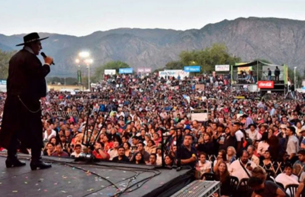 Serenata a Cafayate: polémica por los precios de las entradas