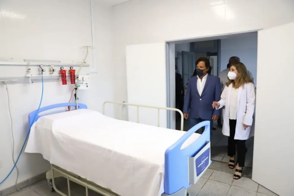 Gustavo Sáenz estuvo en la inauguración de una sala en el hospital de Metán: “Es un día histórico”