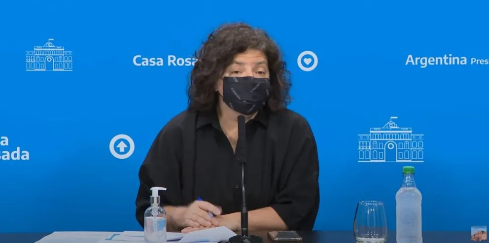 Según Carla Vizzotti, se produjo "un descenso en el número de casos"