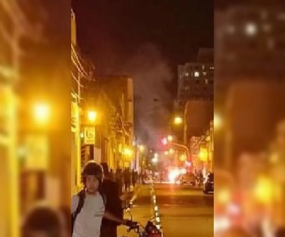 Pánico en pleno centro salteño: un auto se prendió fuego