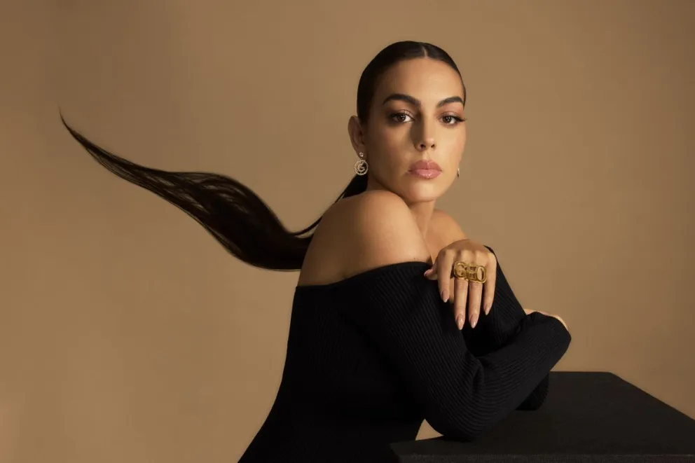 Georgina Rodríguez deja al descubierto sus curvas con ceñido vestido en el Mundial Qatar 2022