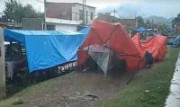 Graves daños: feriantes salteños perdieron casi toda su mercadería debido a las lluvias