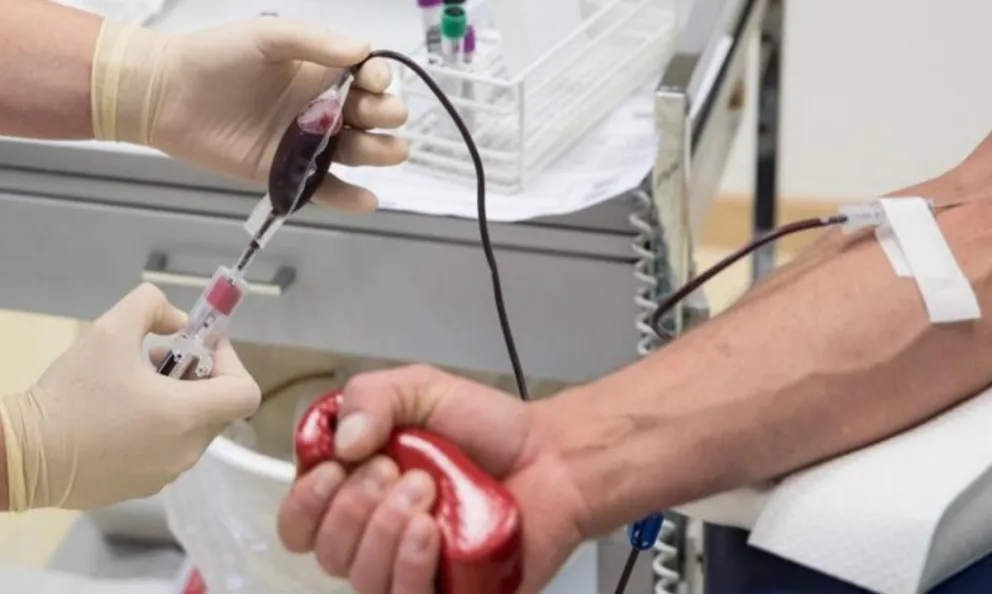 Donar sangre salva vidas: se necesitan con urgencia dadores de sangre para Domingo Flores que padece leucemia