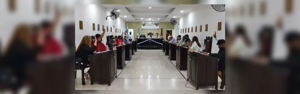 Escándalo en el interior salteño: la casta política habría incrementado su sueldo hasta un 259%