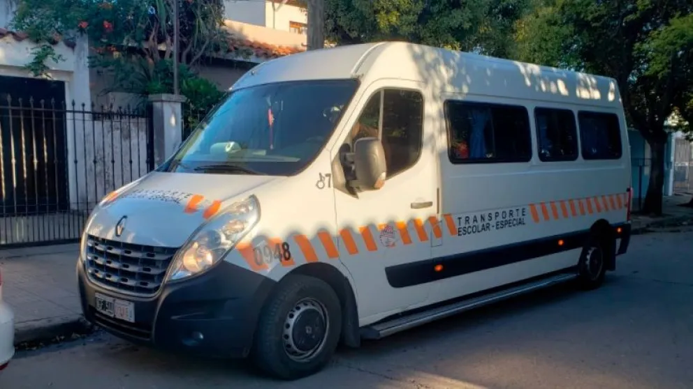Otro golpe al bolsillo para los padres que utilizan el transporte escolar en Salta