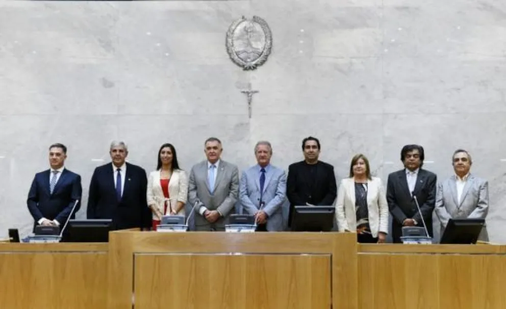 El Parlamento del Norte Grande sesiono por primera vez