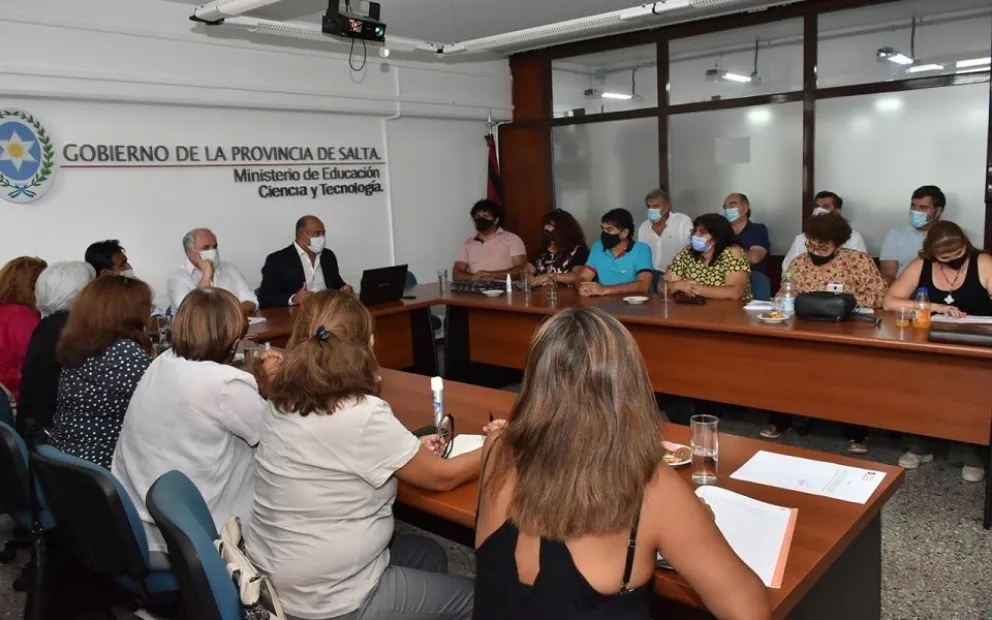 En Salta las instituciones privadas no dieron aumentos salariales