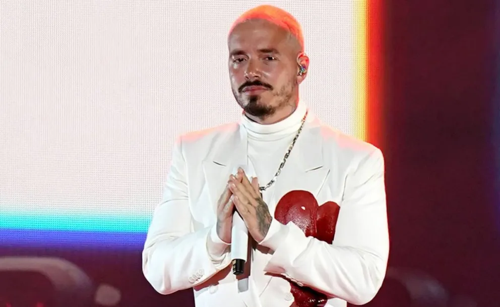 J Balvin cada vez más atormentado por el delicado estado de salud de su madre