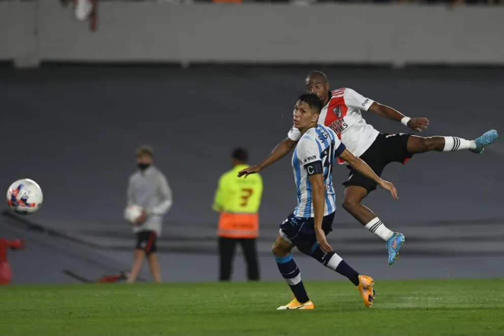 River Plate se durmió y regaló el empate como local