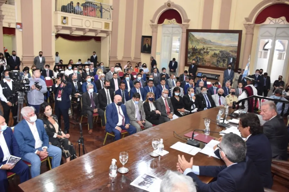 apertura de sesiones.