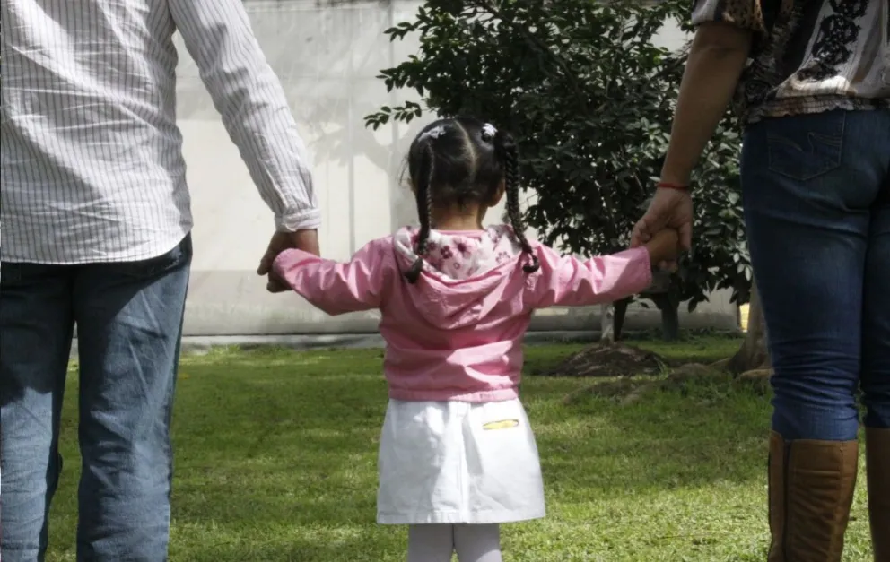 Una familia salteña se fugó con sus hijos y genera preocupación en sus seres queridos